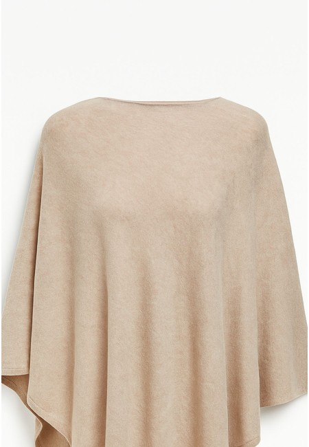 Poncho beige mujer con ribete elegante