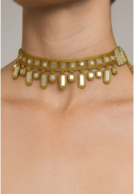 Choker dorado artesanal con espejitos bordados colgantes 2