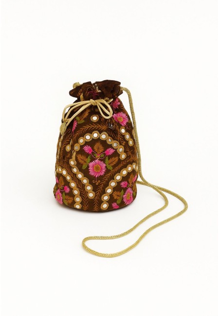 Bombonera bordada artesanal con flores y espejos dorados | Bluwer