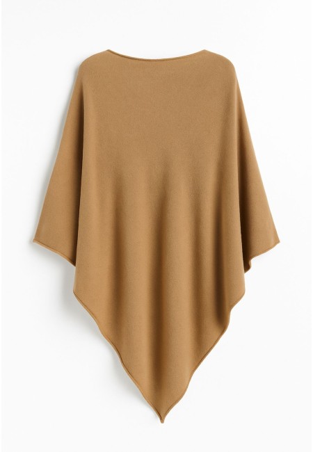 Capa de punto camel cuello barco amplia | Bluwer
