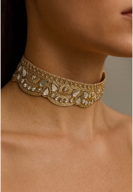 Choker ondas dorado con cristales y diseño artesanal calado | Bluwer