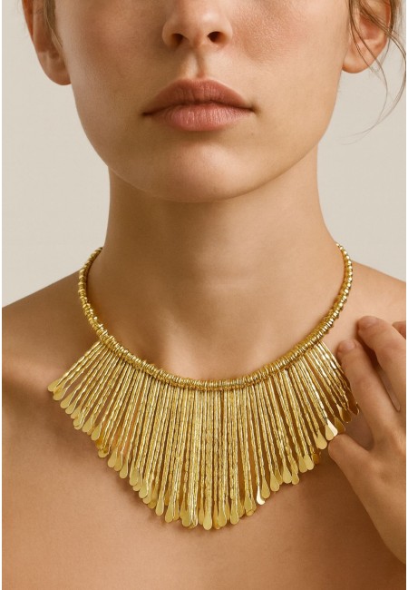 Gargantilla dorada de flecos | Collar fiesta mujer elegante | Bluwer