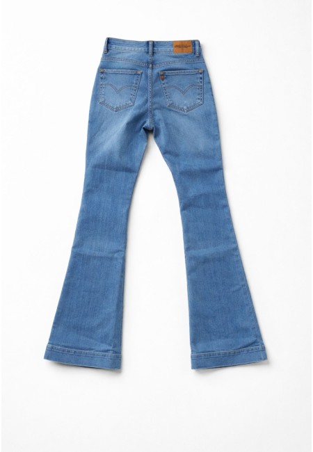Vaqueros flare denim azul clásico