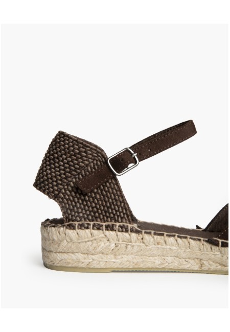 Alpargatas planas de yute marrón chocolate con hebilla | Bluwer 2