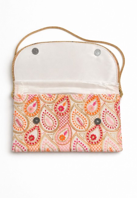 Bolso clutch bordado étnico blanco