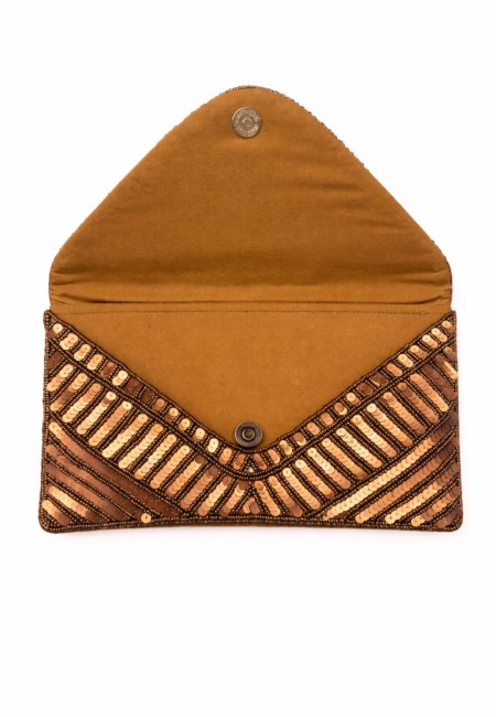 Clutch Cobrizo Artesanal con Lentejuelas y Cadena de Latón | Bluwer 2