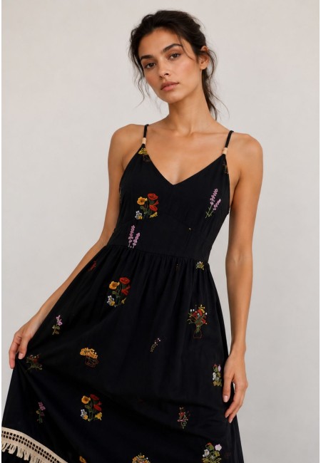 Vestido largo negro bordado 100% algodón | Bluwer 2