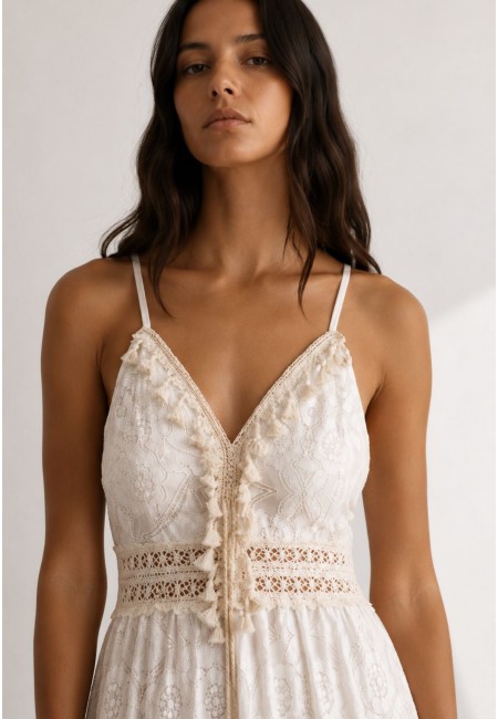 Vestido ibicenco largo blanco de encaje | Bluwer