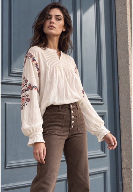Blusa boho blanca bordada de mujer | Bluwer