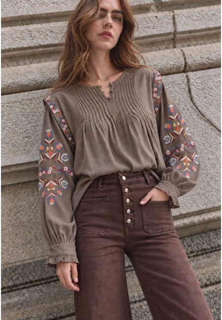 Blusa verde bordada de manga larga | Bluwer