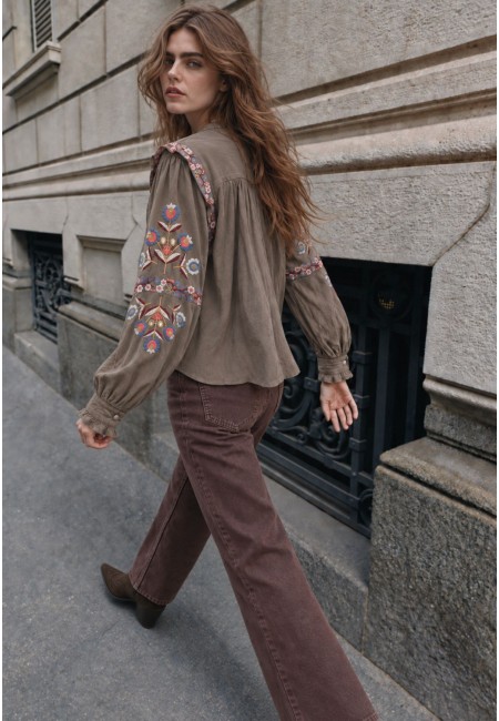 Blusa verde bordada de manga larga | Bluwer