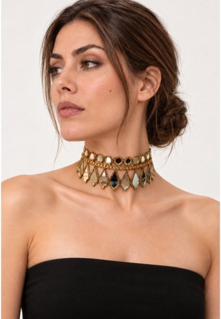 Choker de espejos en gotas largas y círculos - segunda postura con modelo