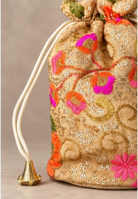 Bombonera dorada con flores bordadas | Bluwer