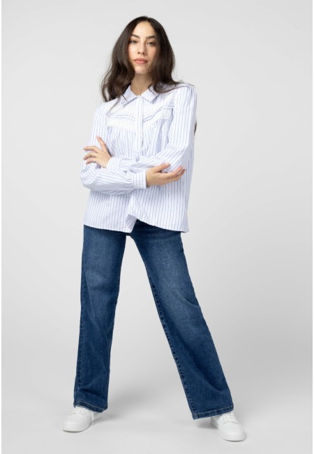 Camisa de rayas azul con encaje y botones | Bluwer
