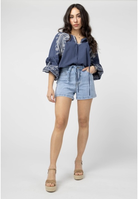 Blusa bordada azul índigo con mangas abullonadas | Bluwer