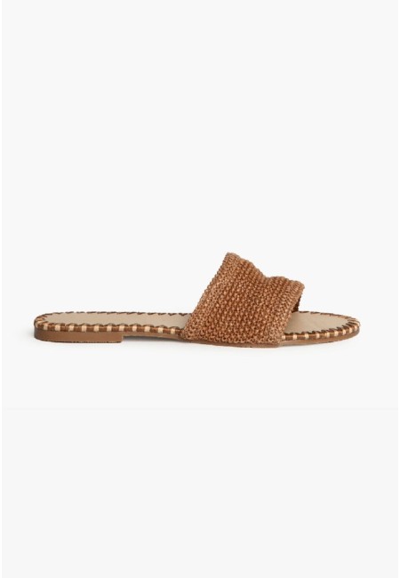 Sandalias planas tipo pala camel – Diseño veraniego cómodo | Bluwer