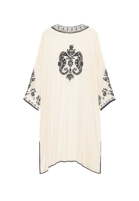 Kaftán boho blanco con bordado en negro 2